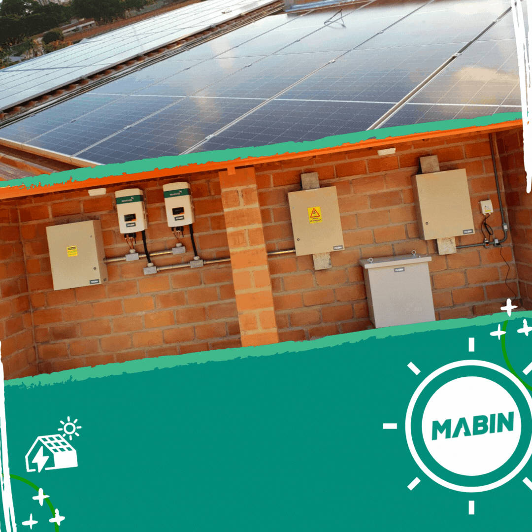 Animação com imagens de painéis solares do projeto em São Carlos, São Paulo