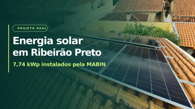 Foto real do sistema solar instalado pela MABIN em Ribeirão Preto, com sobreposição gráfica do título do projeto